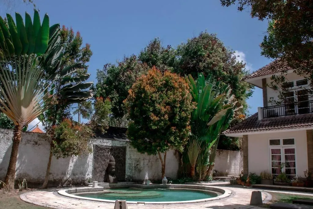 2 Bed Villa With Pool, Big Garden, Central Seminyak 0*,  Indonesien